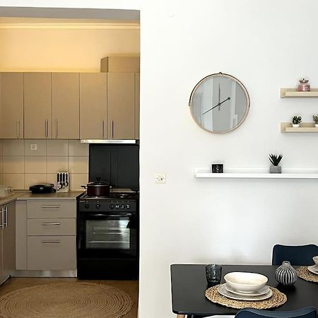 Jimmy'S Pool Apartment Peraia  ภายนอก รูปภาพ
