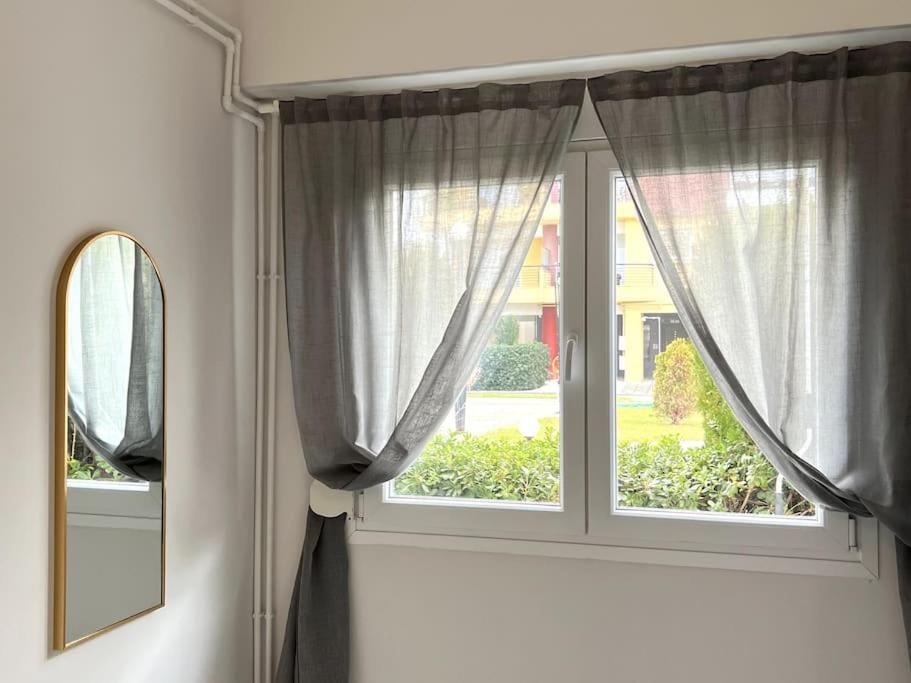 Jimmy'S Pool Apartment Peraia  ภายนอก รูปภาพ