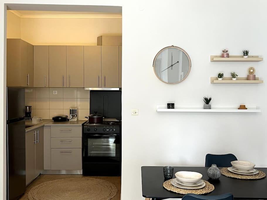 Jimmy'S Pool Apartment Peraia  ภายนอก รูปภาพ