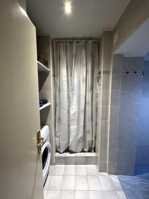 Jimmy'S Pool Apartment Peraia  ภายนอก รูปภาพ
